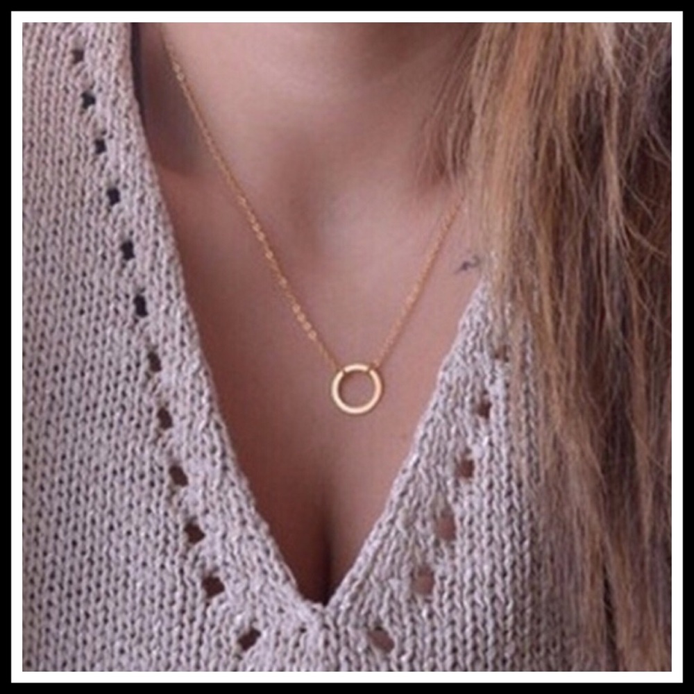 🆕 Circle Pendant Necklace
